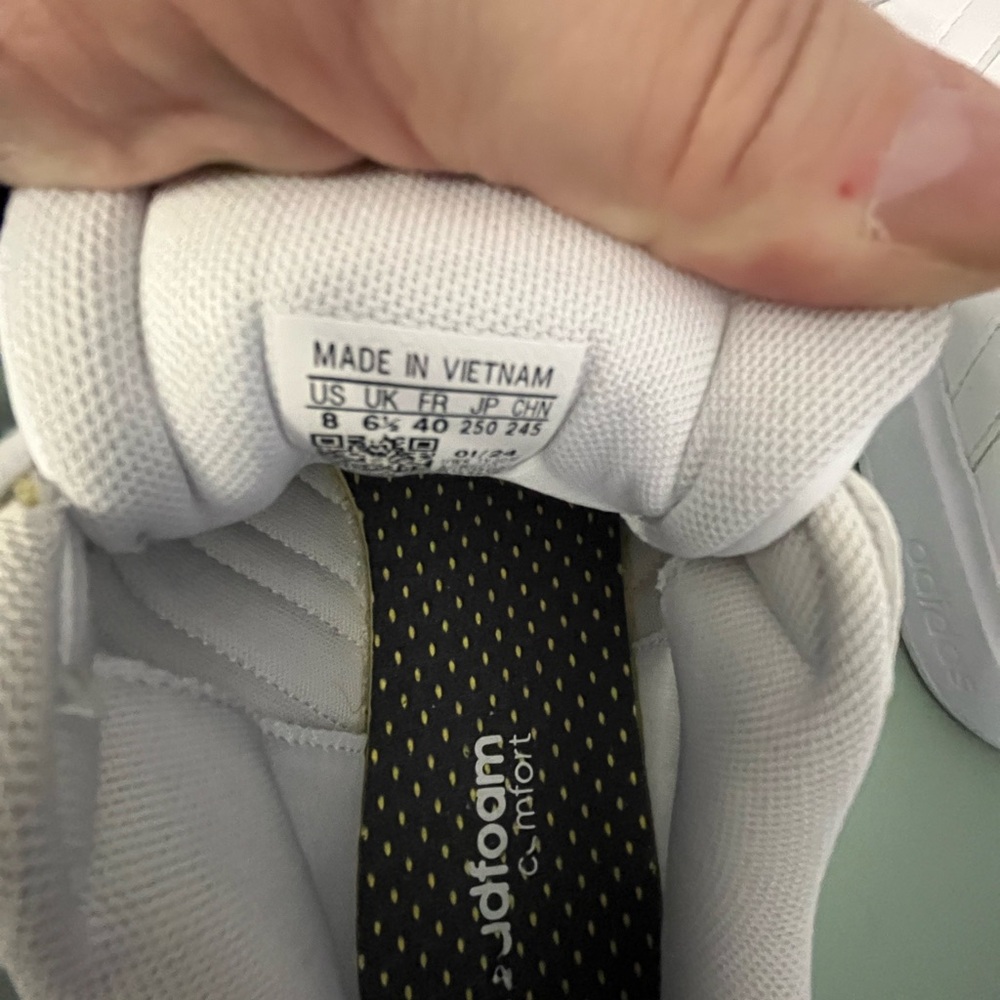 Adidas women’s size 8 white on white Grand Court Cloudfoam Comfort pre-loved. - Picture 11 of 13